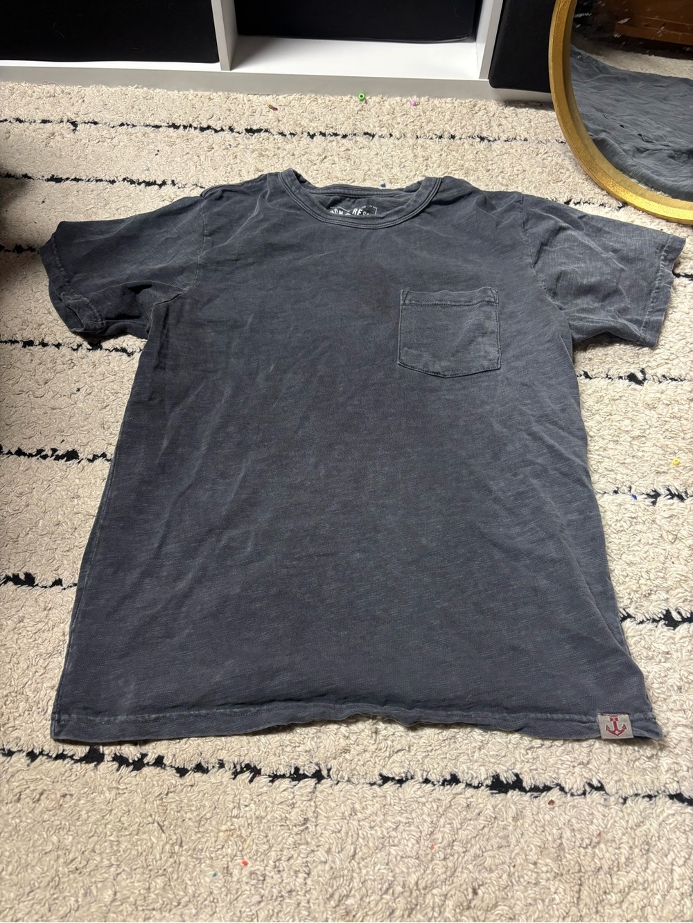 Iron & Resin T-shirt